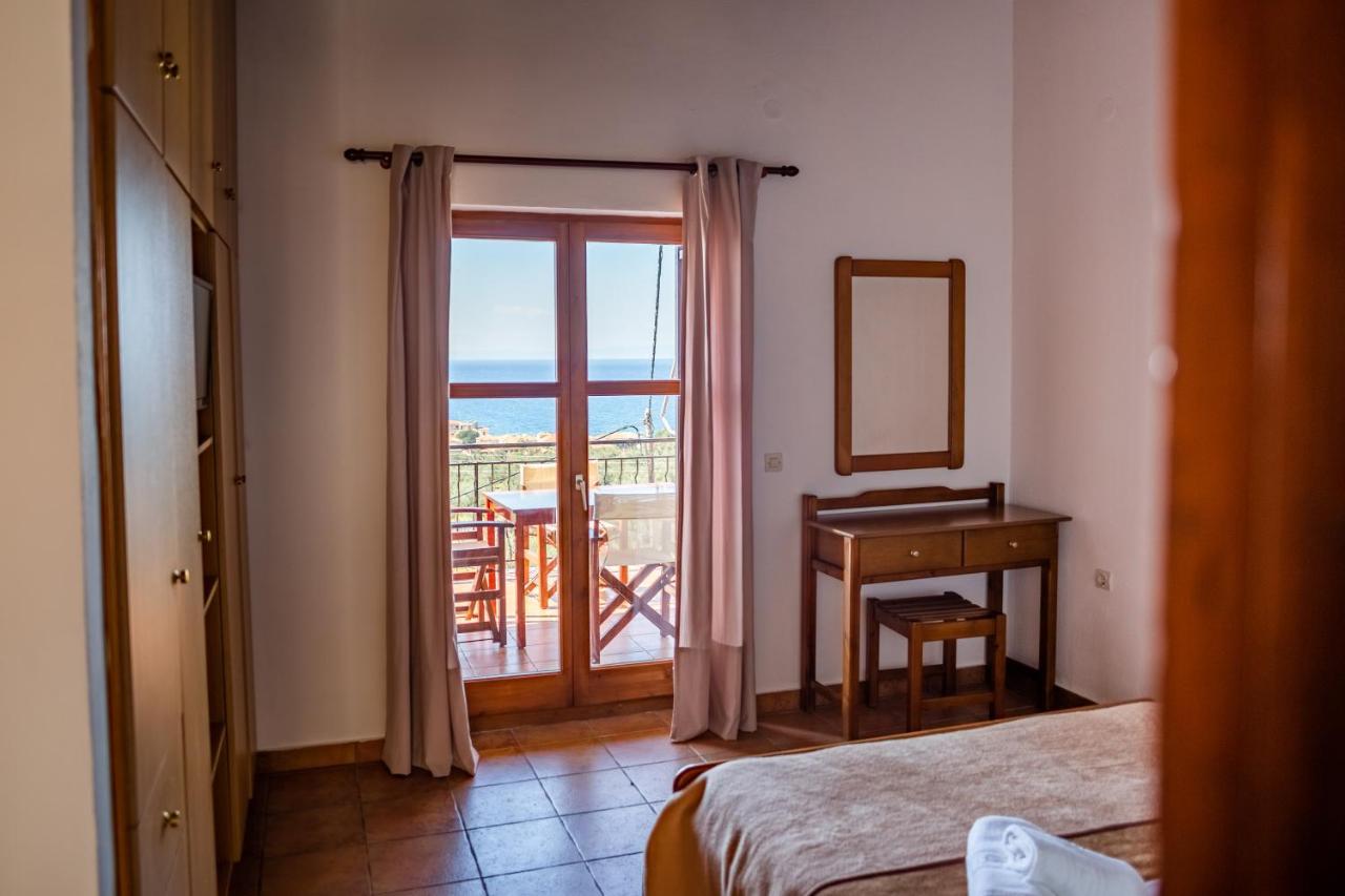 Papanestoras Apartments Kardamyli Dış mekan fotoğraf